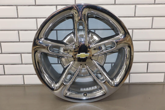 03-06 Chevy SSR Single (1) Front 19x8 Wheel Chrome (Opt 14P) *Slight Bend*