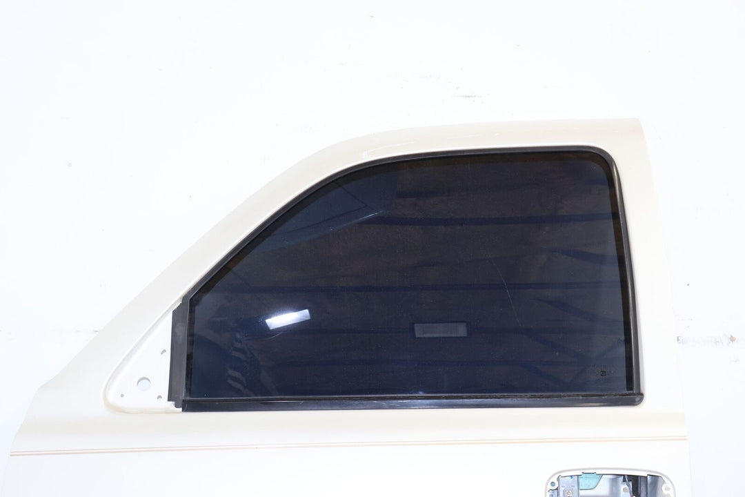 02-06 Cadillac Escalade EXT Front Left LH Door W/ Glass (White Diamond 98U)