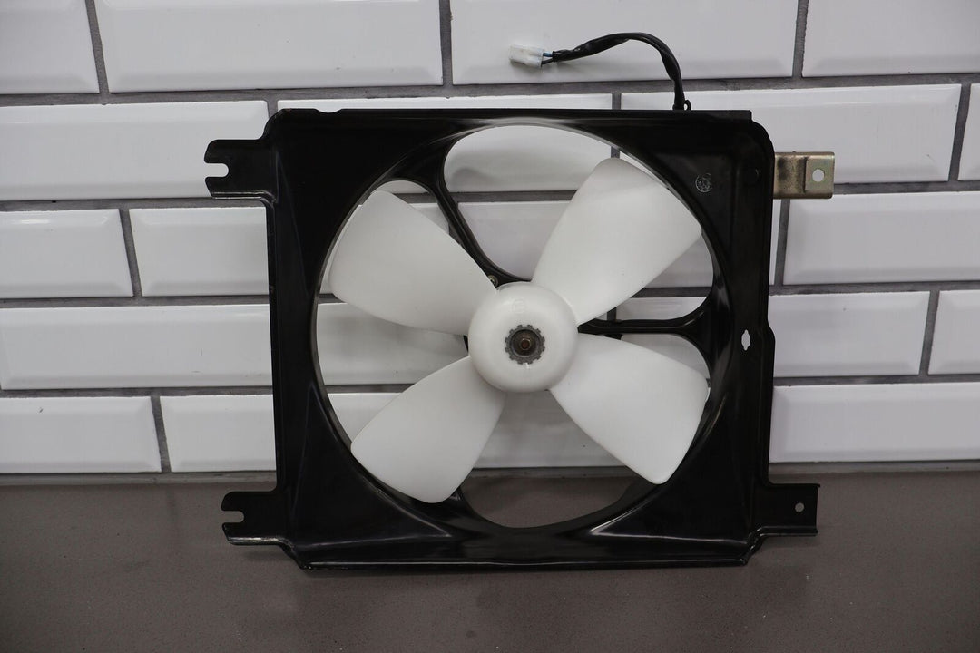 99-05 Mazda Miata NB Right RH Engine Cooling Fan W/ Housing (68K Miles)