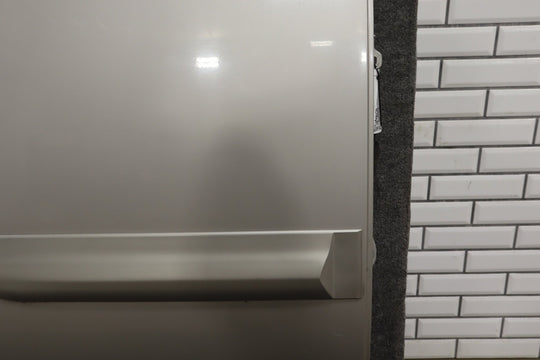 47353107