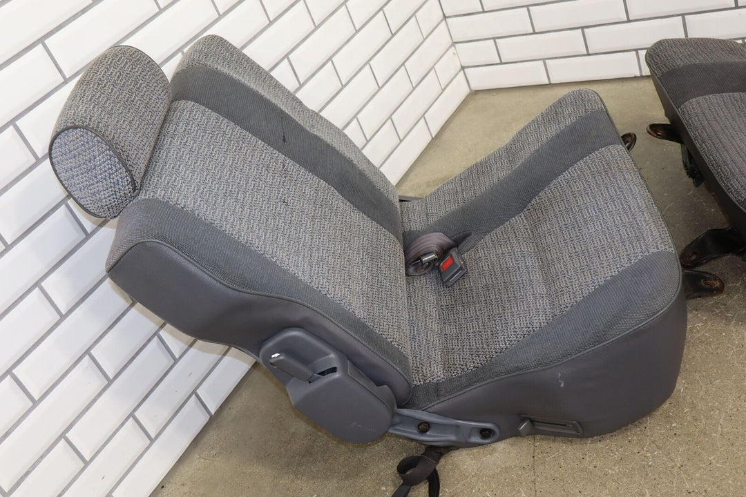 1992 Toyota Land Cruiser Pair LH&RH 2nd Row Cloth Seat (Gray FD10) Some Tears