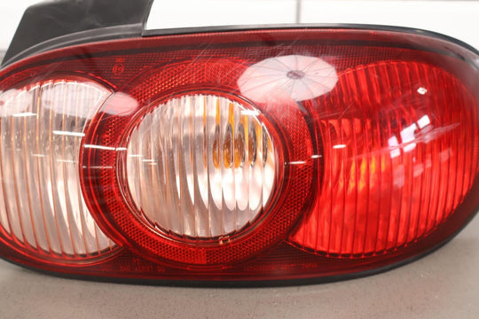 01-05 Mazda Miata NB Rear Right RH Tail Light Lamp (Damage See Photos) Tested