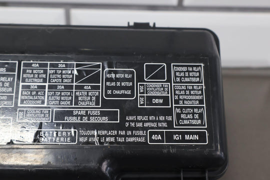 04-09 Honda S2000 AP2 F22C OEM Engine Fuse Relay Junction Box (77K Miles)