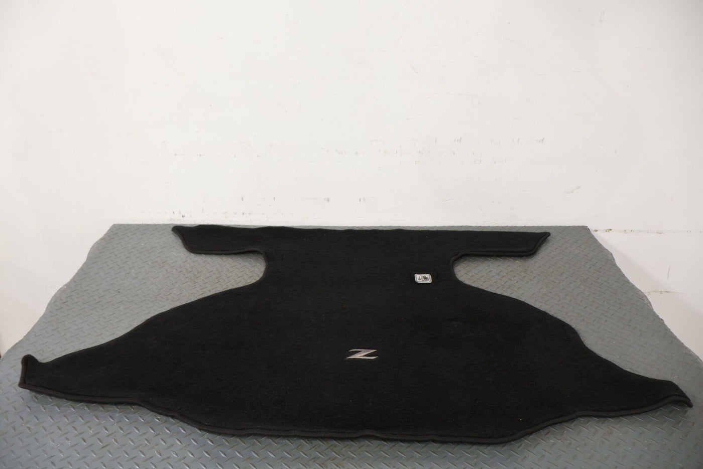 09-20 Nissan 370Z Coupe Z34 Rear Interior Trunk Mat (Black Z Logo)