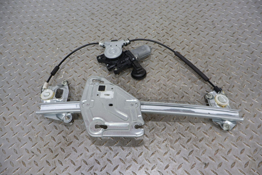 06-15 Mazda Miata NC Left LH Driver Door Window Regulator W/ Motor (Tested)