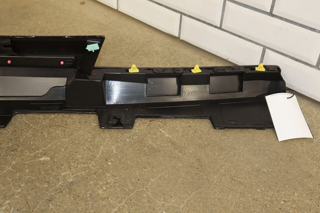 16-24 Chevy Camaro SS Convertible Left Driver Rocker Molding (Black GBA)