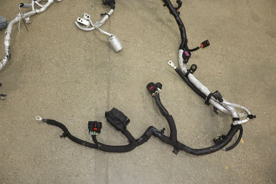 15-19 C7 Corvette 6.2L LT1 OEM Engine Wiring Harness GM 23381655