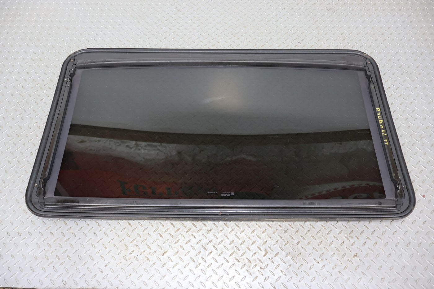 03-09 Hummer H2 SUV Sunroof Window Glass (Glass Only) OEM