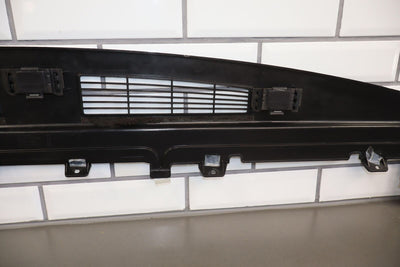 03-07 Hummer H2 OEM Upper Dash Cover Pad (Ebony 482) See Description