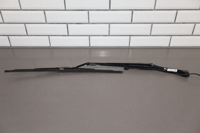 97-04 Chevy C5 Corvette Pair LH & RH Windshield Wiper Arms W/ Blades (Used)