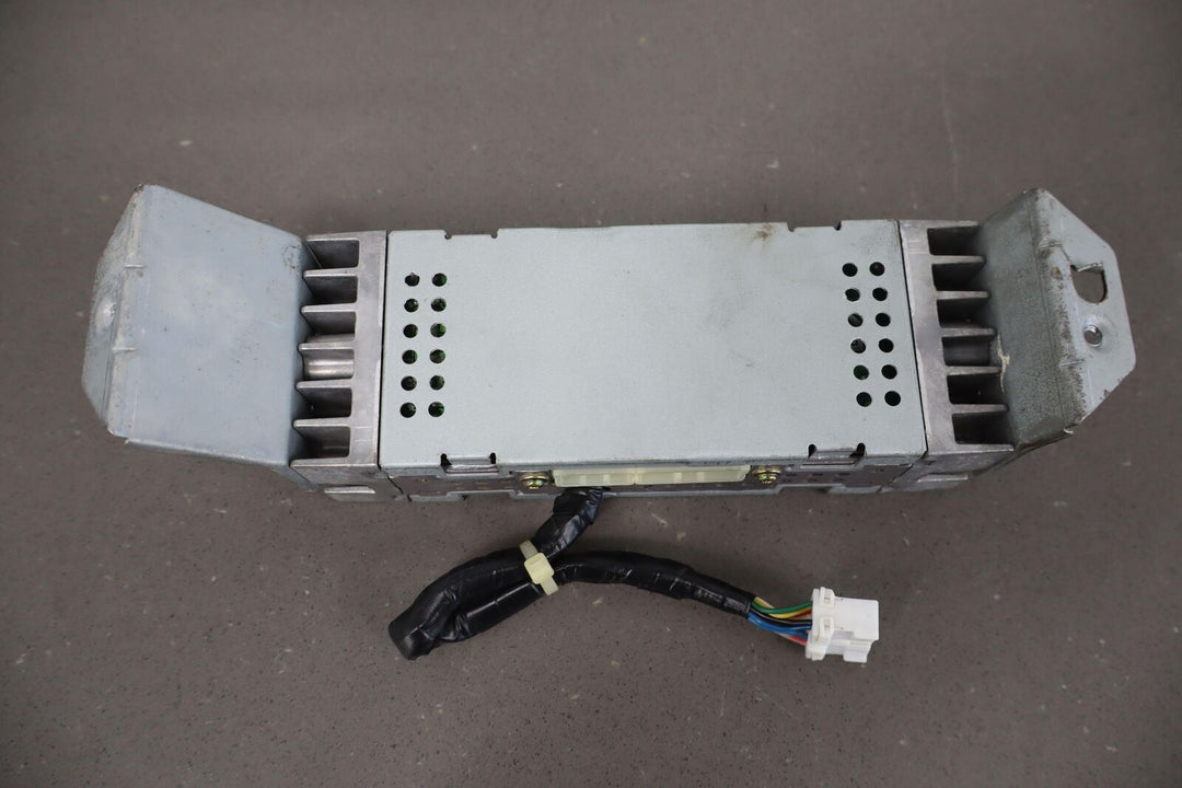 92-94 Toyota Land Cruiser OEM Radio Amplifier