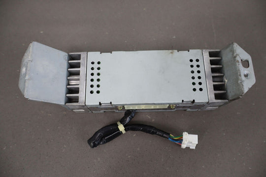 92-94 Toyota Land Cruiser OEM Radio Amplifier