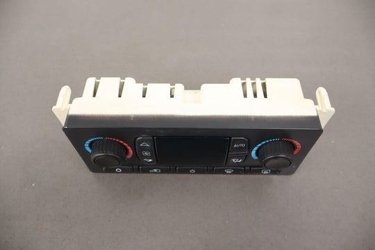 03-07 Hummer H2 Auto Climate Control Panel Switch W/O Bezel (Tested) 10399657