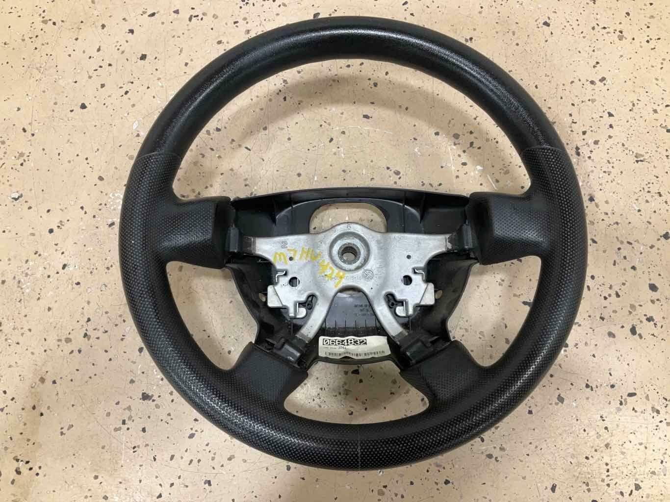 06-10 Hummer H3 Leather Steering Wheel (Black 19I) See Notes