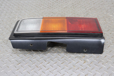 03-04 Hummer H2 Left LH Driver Tail Light Tail Lamp (Body Mounted) OEM Tested