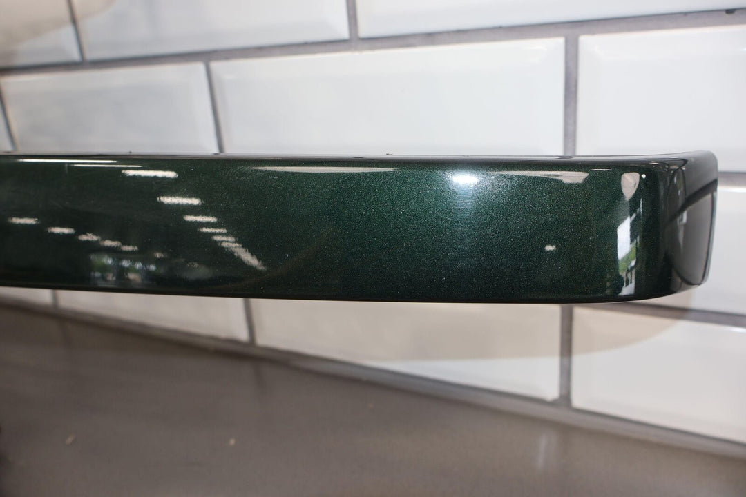 05-06 Chevy Silverado 2500HD Front OEM Grillw (Chrome/Dark Green) Cracked