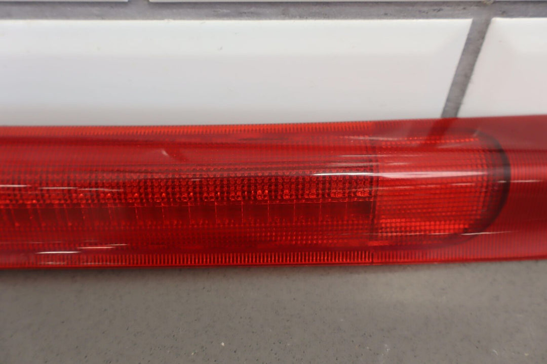 98-07 Lexus LX470 / Land Cruiser OEM 3rd Brake Light LED 8157060062