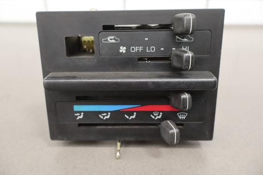 https://i.ebayimg.com/00/s/MTA2N1gxNjAw/z/sCAAAeSwwplqBTKj/$_57.JPG?set_id=8800005007