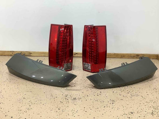 07-14 Cadillac Escalade Driver/Passenger Pair of Rear Tail Lights(Evo Green Met)