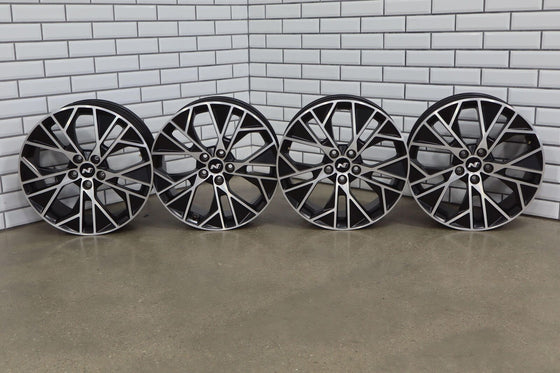 22-23 Hyundai Elantra N 19x8 Split 5 Spoke Wheels Set of 4 (Machined/Black)