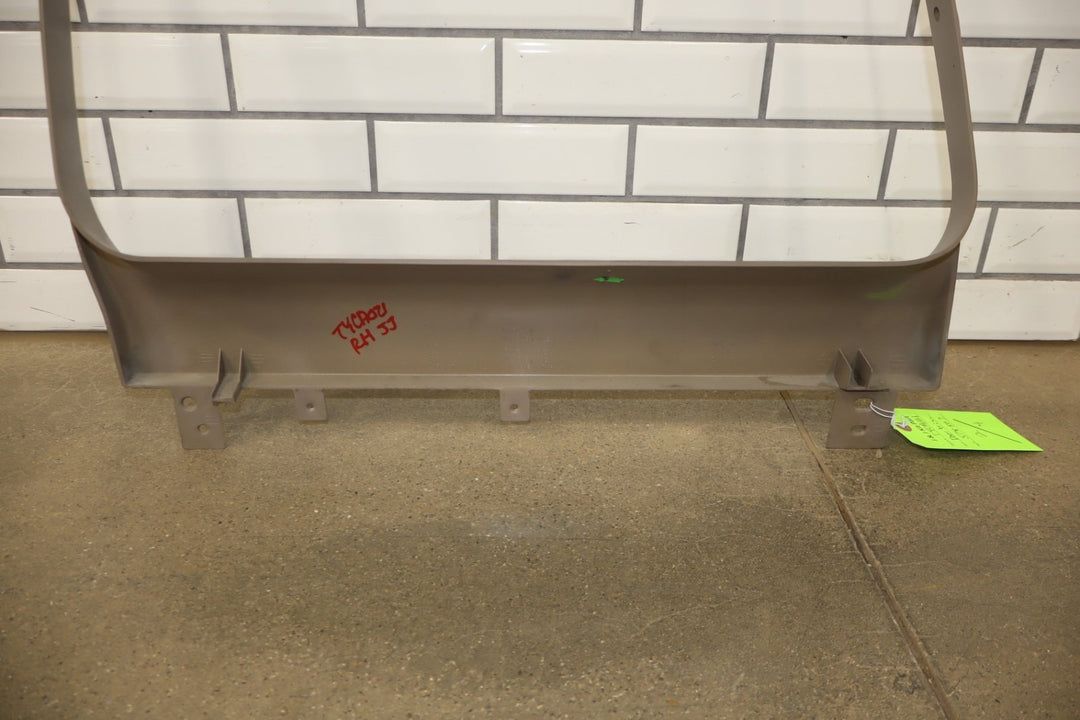 1999-2000 Escalade GMT400 - Back Door Trim Kit Shale