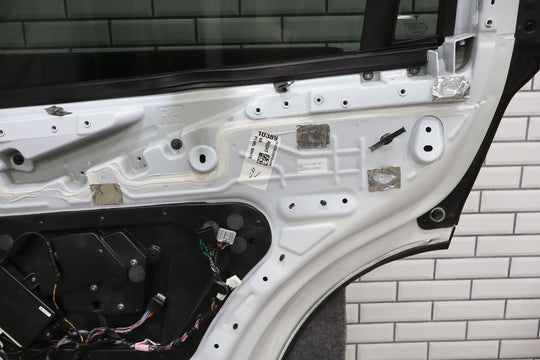 16-20 Tesla Model X Rear Right RH Door W/Glass (Pearl White PPSW) See Photos