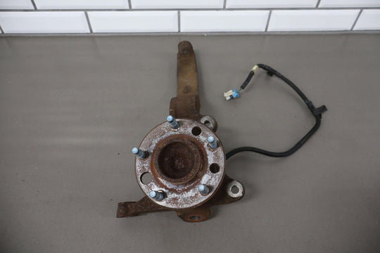 98-02 Chevy Camaro / Firebird Left Driver Front Spindle & Hub *Surface Rust*