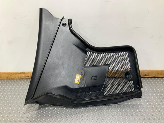 15-18 Mercedes C63 S W205 Sedan Front Cowl Vent Panel (Textured Black) W/Seal