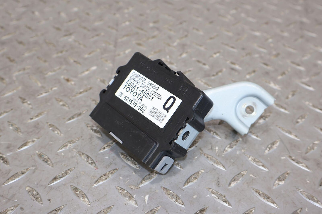 10-19 Lexus GX460 Drving Support Module Switch (859A1 60031) OEM