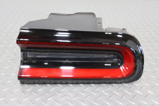 15-22 Dodge Challenger Right RH Quarter Panel Mounted LED Tail Light (Tested)