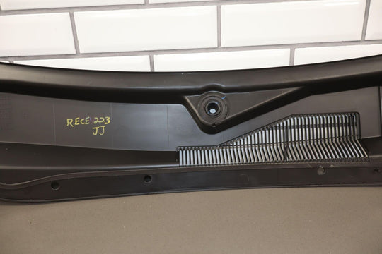 10-15 Chevy Camaro SS Center 2 Piece Cowl Vent Panel