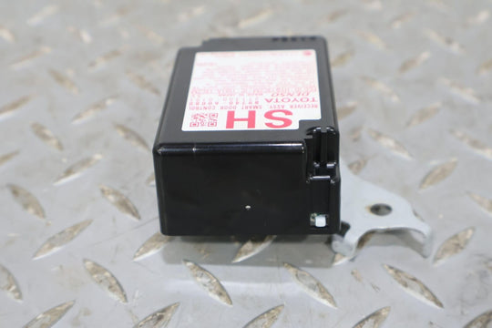 10-16 Lexus GX460 Smart Door Receiver Control Module (89740-60080) OEM