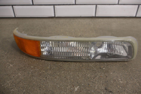 00-06 Chevy Suburban / Tahoe OEM Front Grille with Headlights / Turn Signals