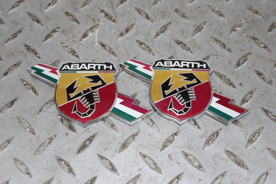 12-17 Fiat 500 Abarth 2DR Pair Left & Right Quarter Panel Emblems