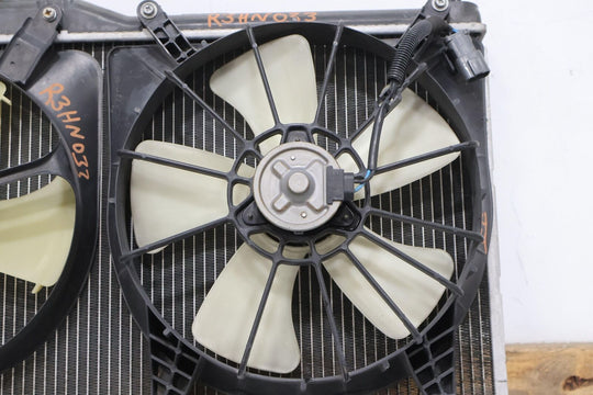 00-09 Honda S2000 AP1 & AP2 Radiator With OEM Cooling Fans (119K Miles)