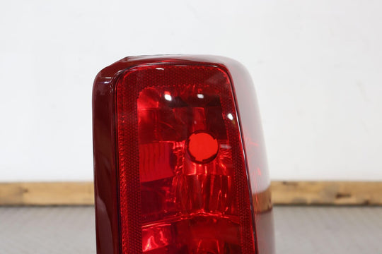 02-06 Cadillac Escalade Short WB Rear Right RH Tail Light Lamp (Tested) OEM