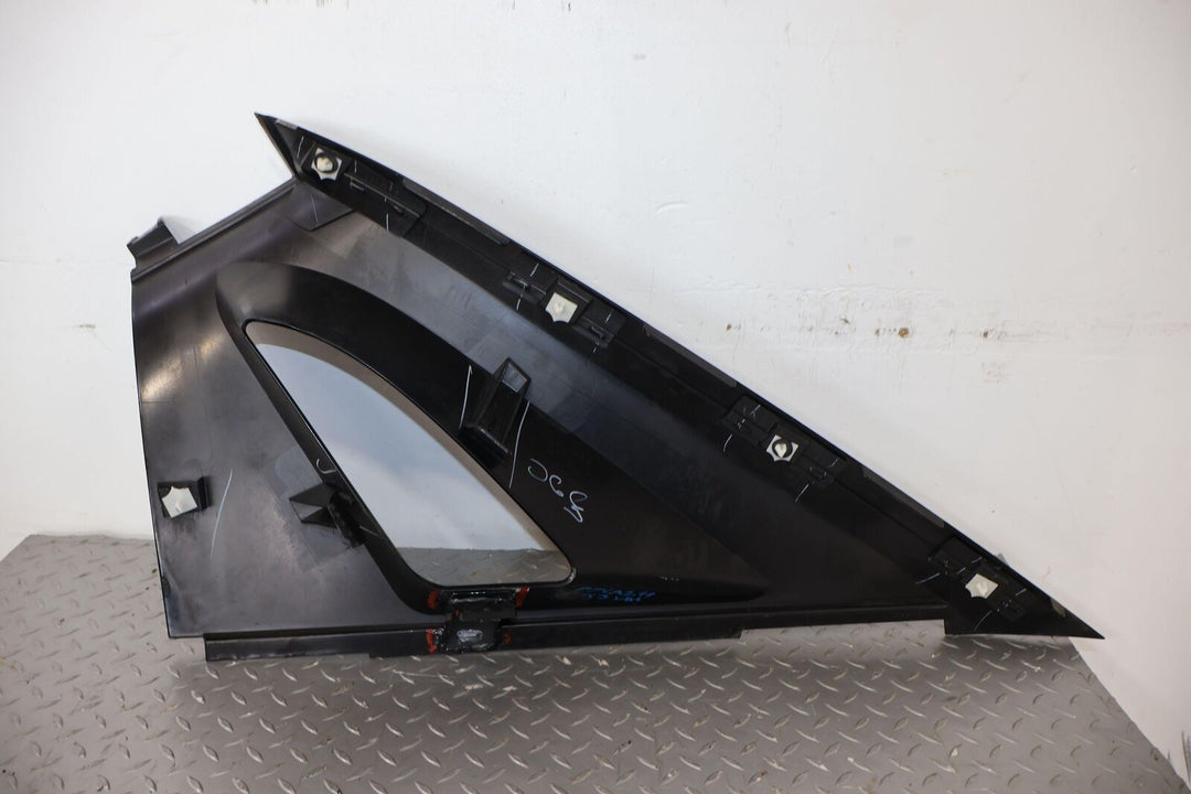 07-13 Cadillac Escalade EXT Truck Left LH Inner Triangle Moudling (Black Raven)