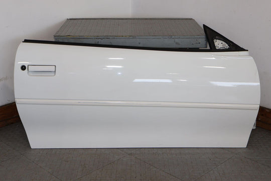 98-02 Chevy Camaro Coupe Right RH Passenger Door W/ Glass (White 10u) See Notes