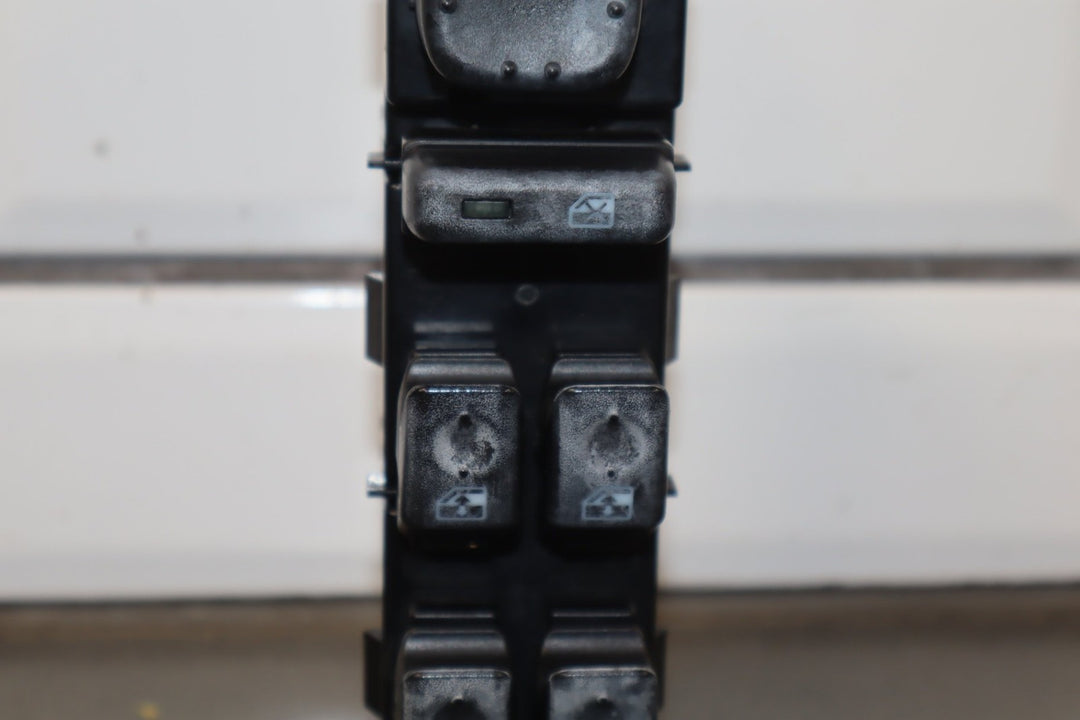 47282400