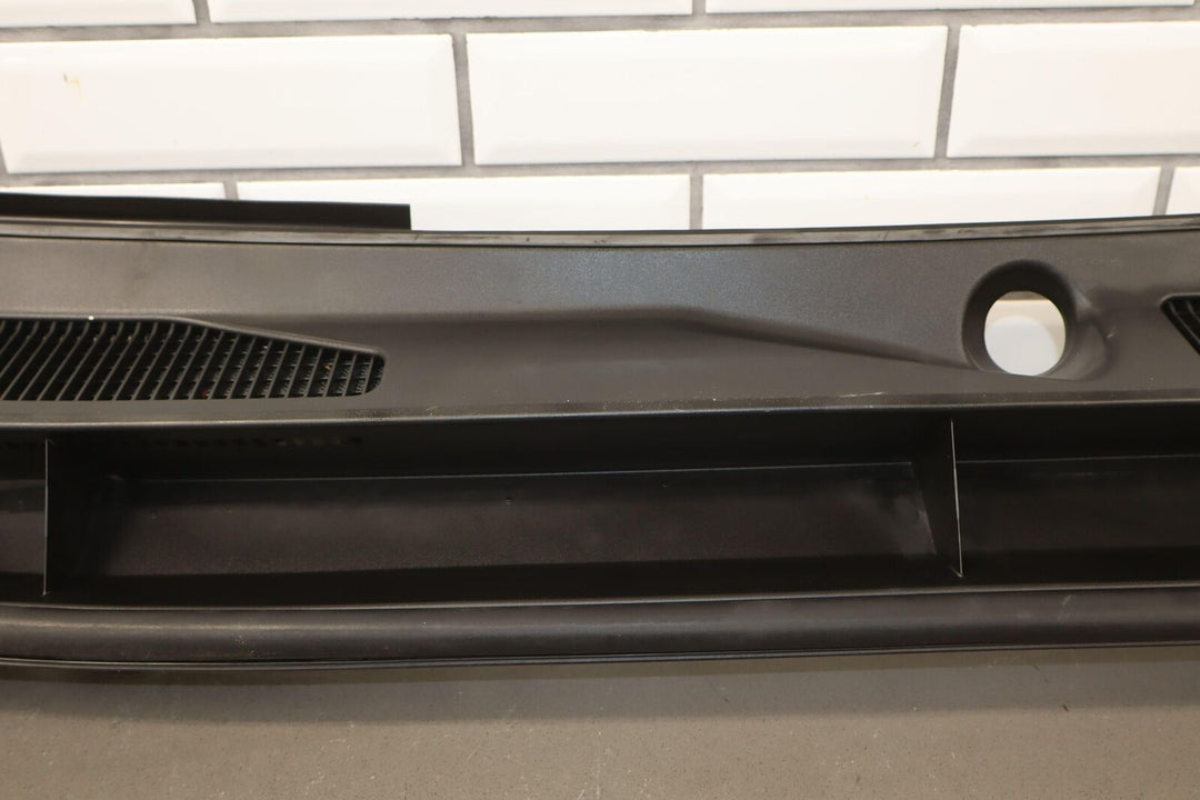 14-21 Lexus GX460 Front Center Cowl Vent Panel W/Seal (Textured Black) See Notes