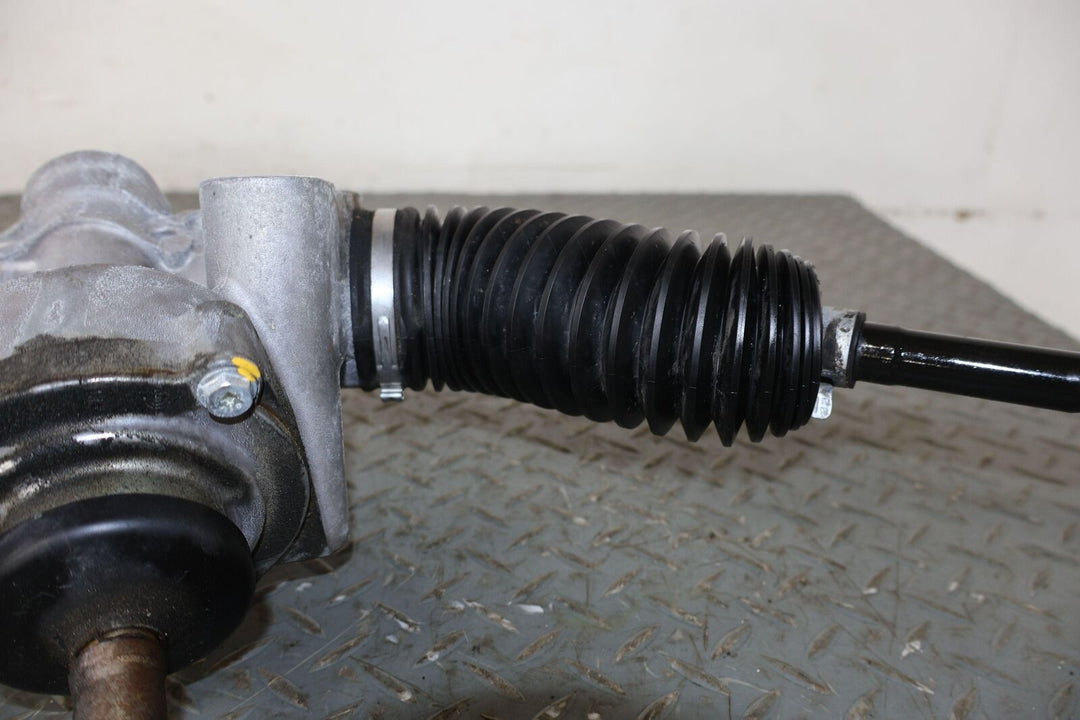 14-15 Chevy Camaro 6.2L Power Steering Rack & Pinion (6.2L) 76K Miles (23207194)