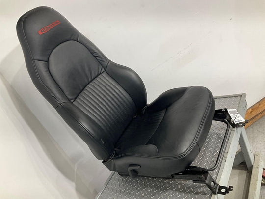 97-04 Chevy C5 Corvette Z06 Right RH Passenger Leather Bucket Seat (Black 19i)