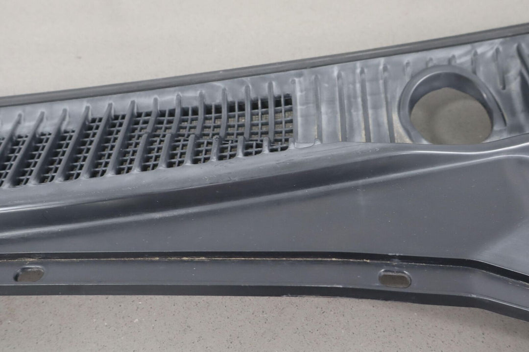 98-07 Lexus LX470 OEM Cowl Vent Panel (2 Piece) W/Weather Stripping