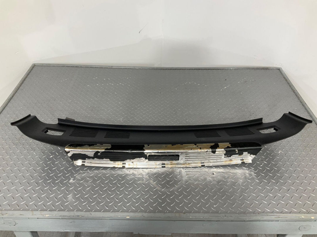 06-12 Bentley Flying Spur Rear Trunk Carpet&Plastic Cleanout (Beluga)Broken Tabs