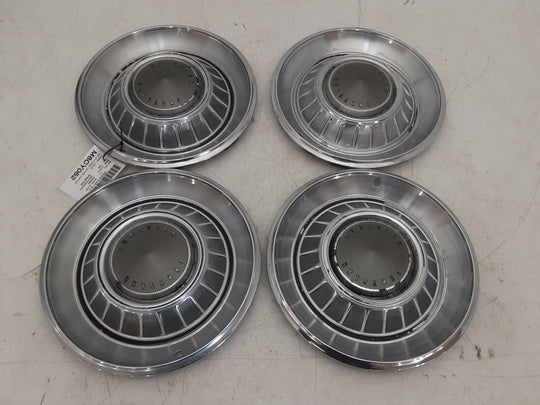 1968 Chrysler New Yorker OEM Hub Cap / Wheel Cover Set