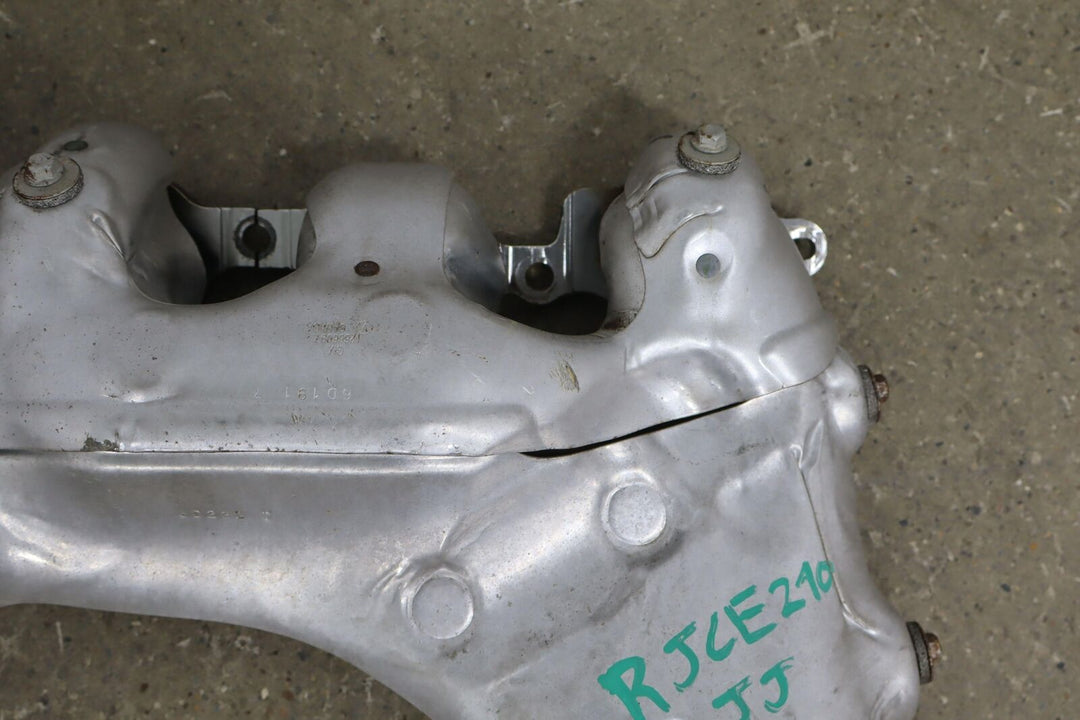 16-23 Chevy Camaro SS 6.2L Pair of LH&RH Exhaust Manifolds OEM 12629728