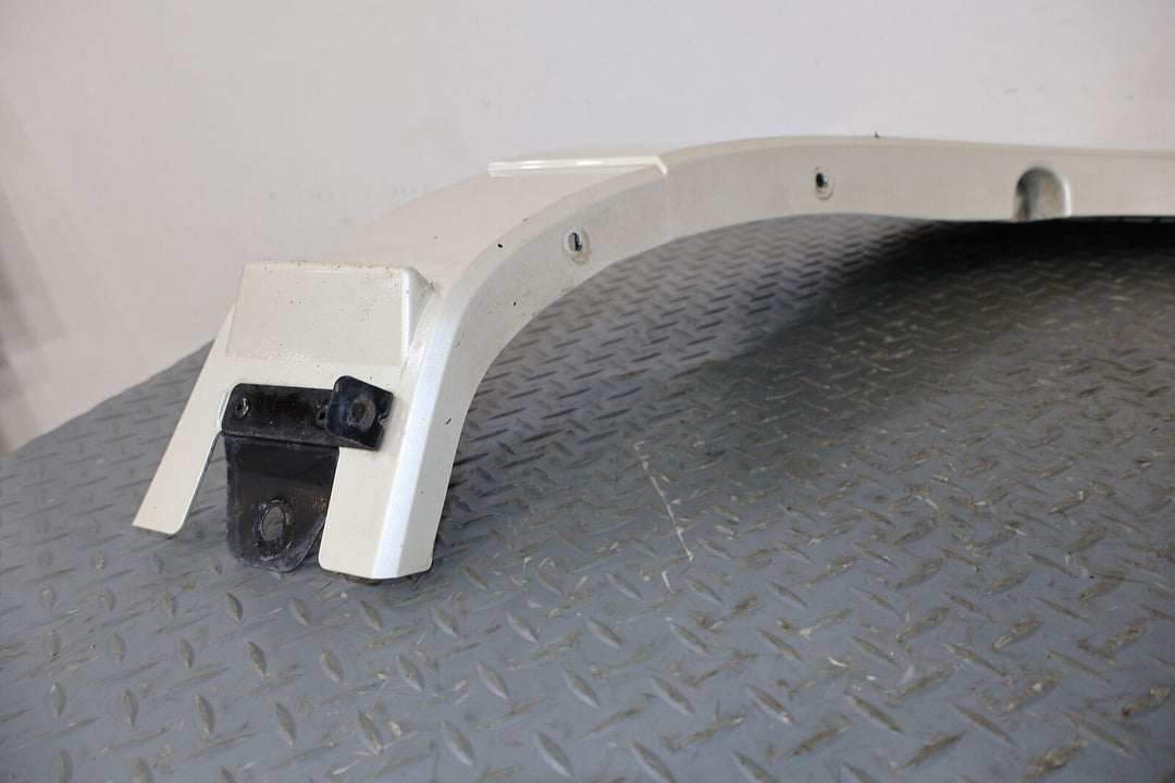 02-06 Cadillac Escalade Passenger Right Front Fender Flare (White Diamond 98U)