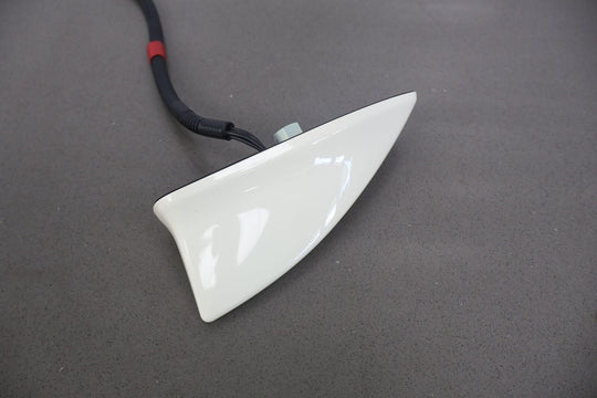 17-21 Honda Civic Type R FK8 Shark Fin OEM Radio Antenna (Champion White WZ)