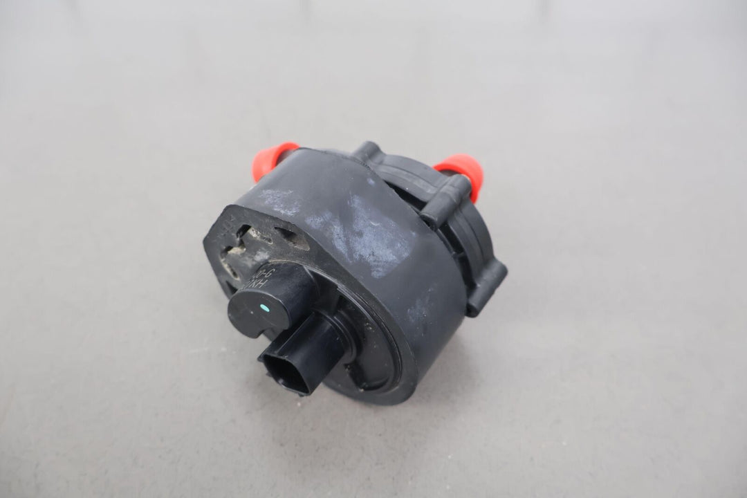 2016-2020 Tesla Model X OEM Electric Coolant Pump (1037327-00-G) 47K Miles