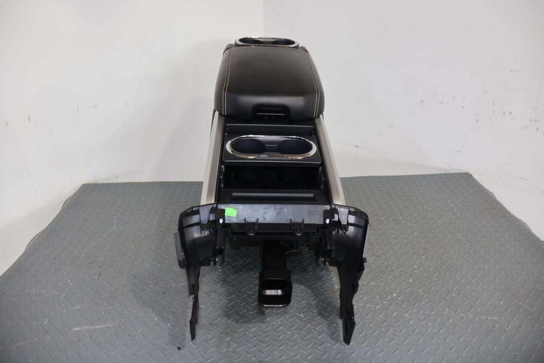 16-22 Nissan Titan XD Pro-4x Floor Center Console W/Lid (Black G) Good Latch